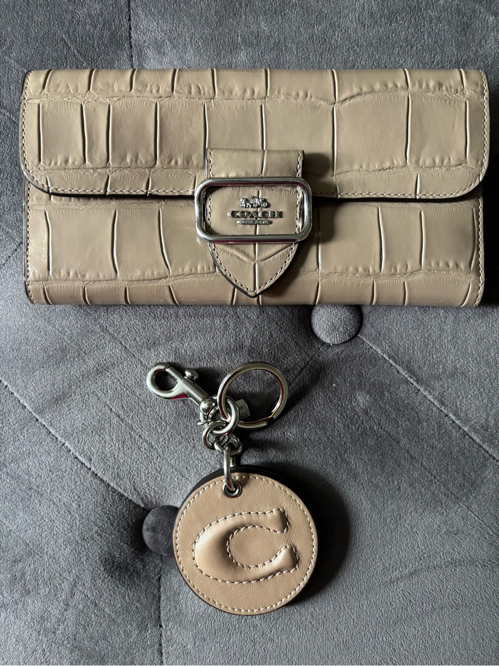 Coach Beige Croc-Embossed Leather Wallet with Matching Key Fob